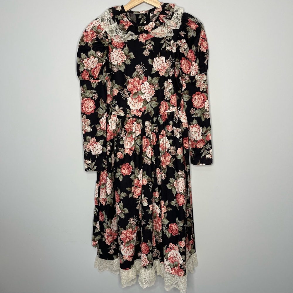 Girls Vintage Storybook floral  heirlooms peasant dress size‎ 12